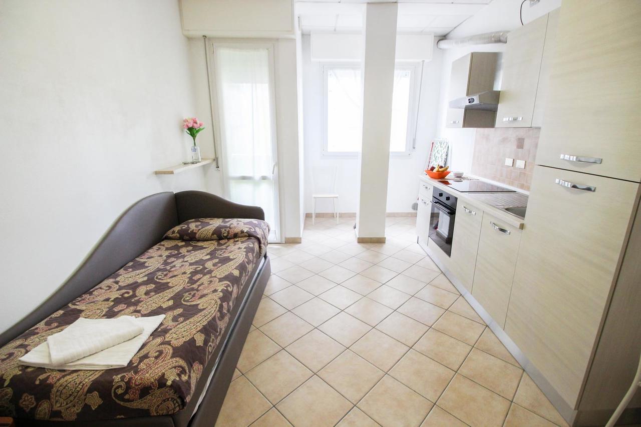Residence Eurogarden Rimini Esterno foto