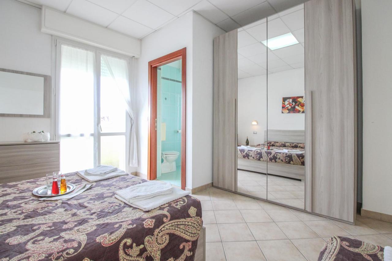 Residence Eurogarden Rimini Esterno foto
