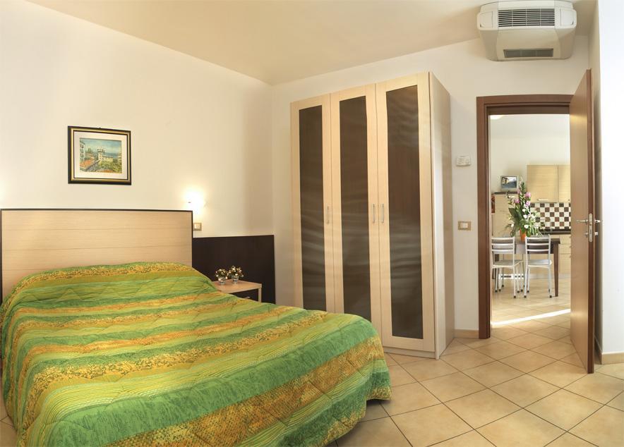 Residence Eurogarden Rimini Esterno foto
